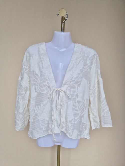 DAZY White Textured Tie-Front Cover-Up – Size L