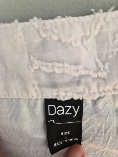 DAZY White Textured Tie-Front Cover-Up – Size L