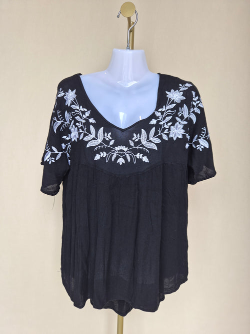 VICI Black Embroidered Floral Boho Blouse (Size S)