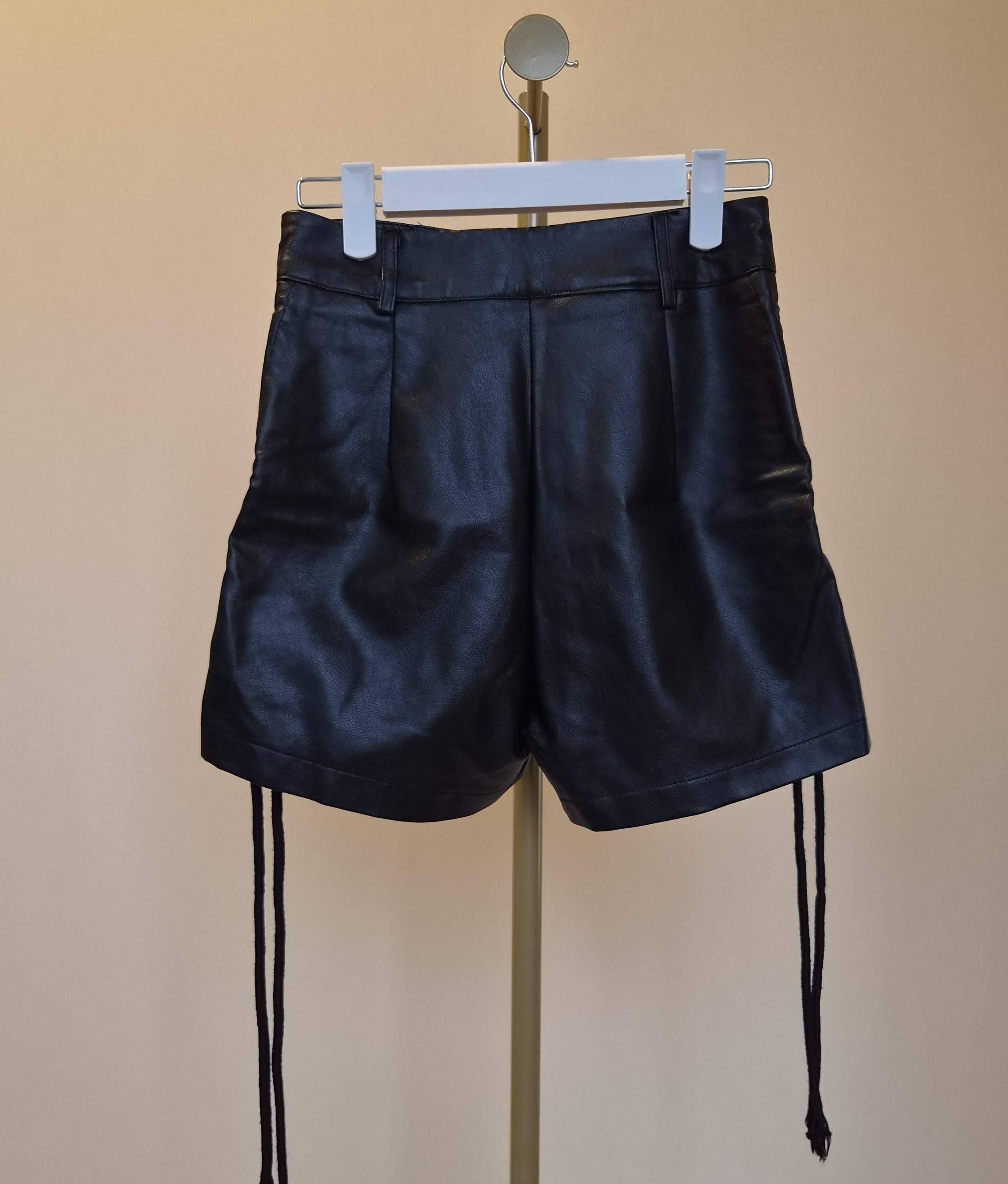 Back-Up Denim Faux Leather Shorts – Size S