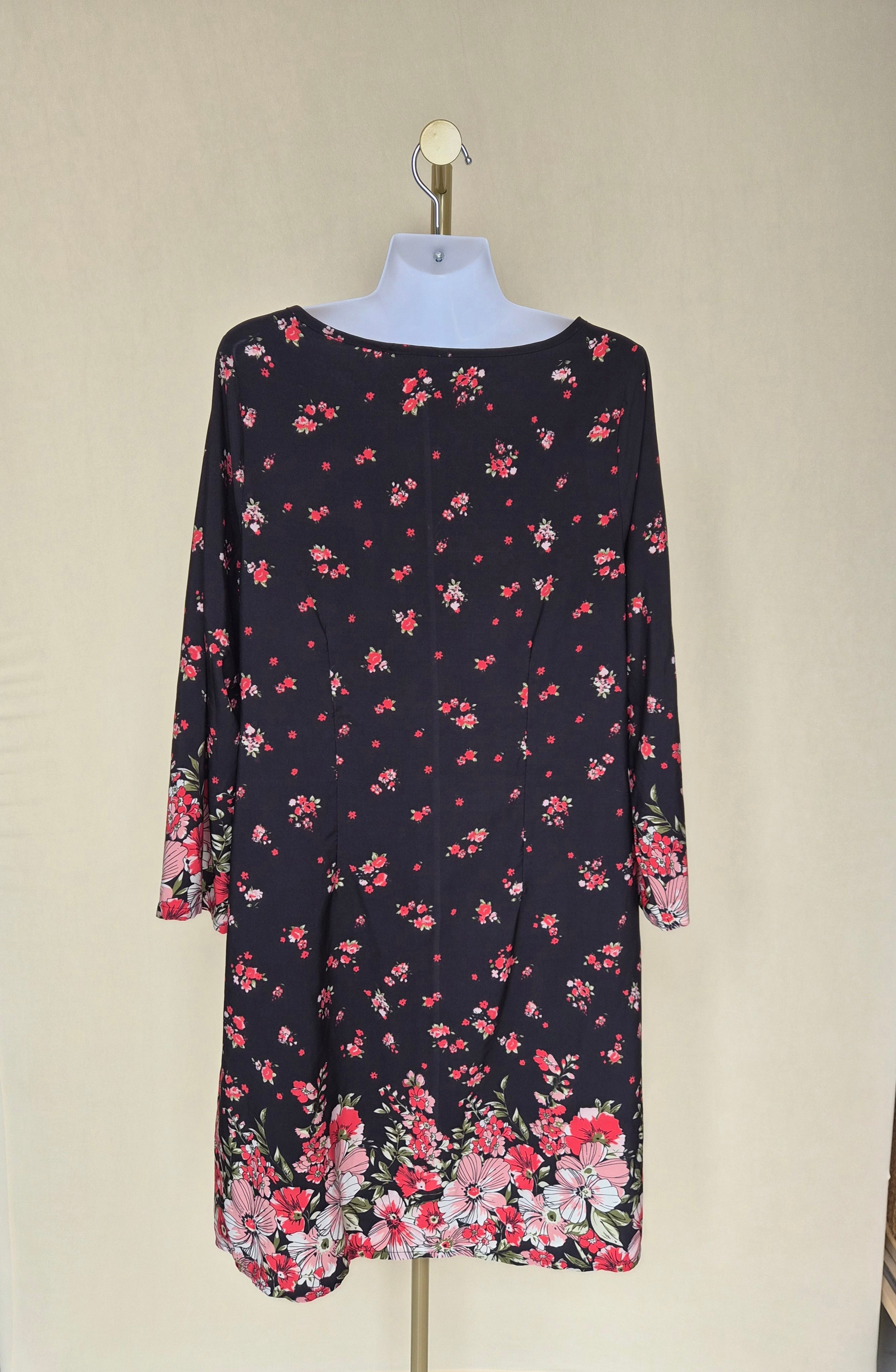 Floral Border Tunic Dress Size L / XL