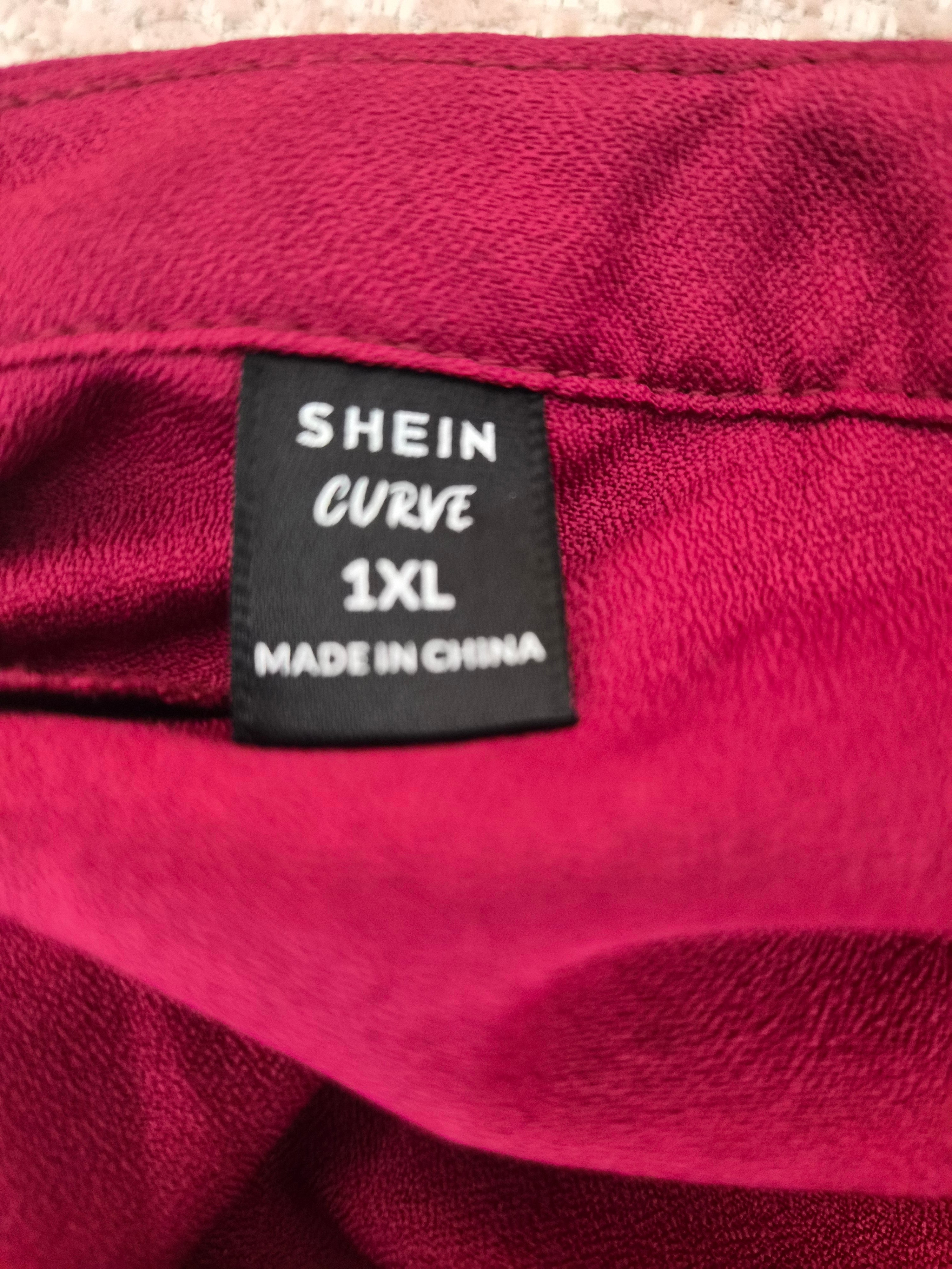 SHEIN Curve Lace Sleeve Blouse – 1XL