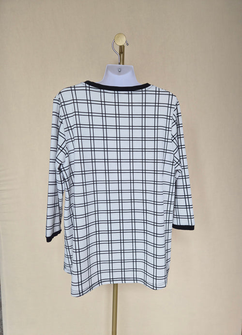 Ms. Read Grid Print Top – UK16 / US12 (L)