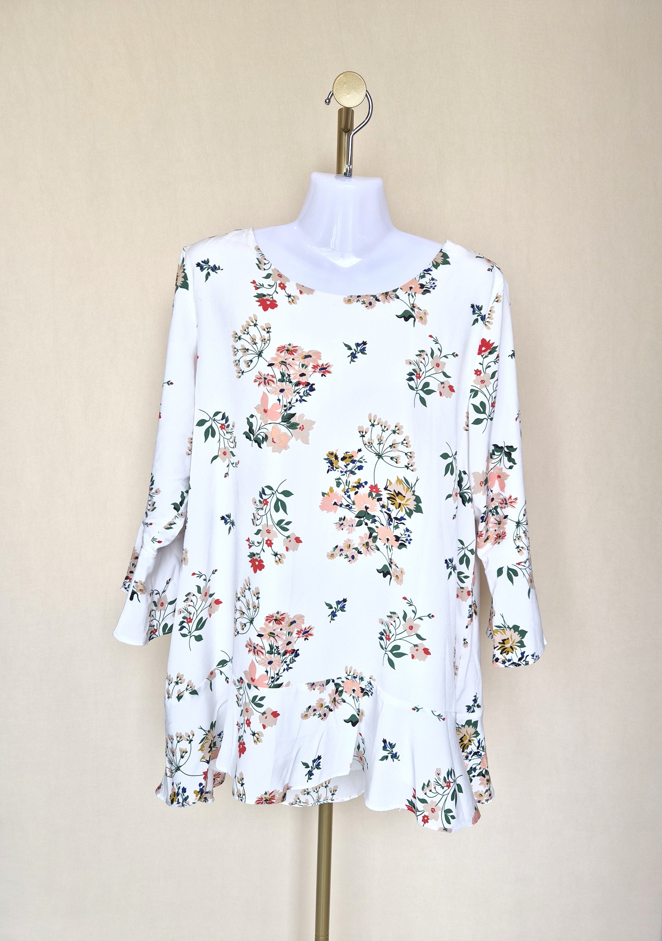 MS. READ White Floral Blouse – Size UK 16 (XL)