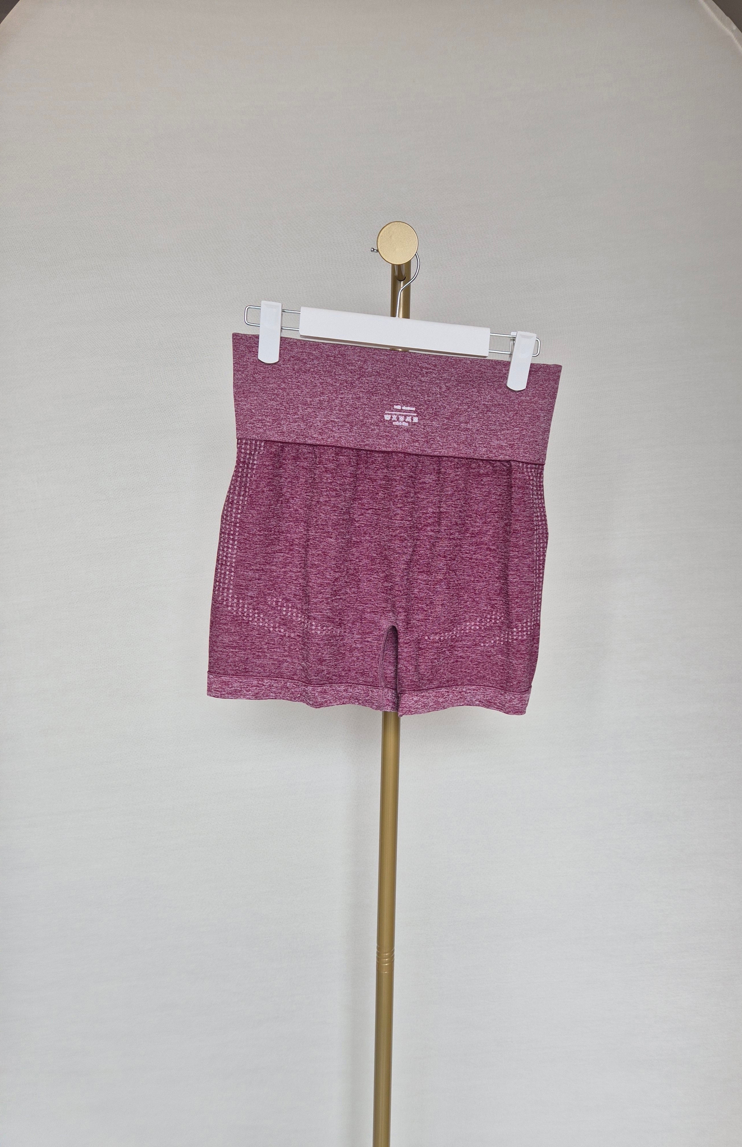 High-Waisted Seamless Active Shorts Size S