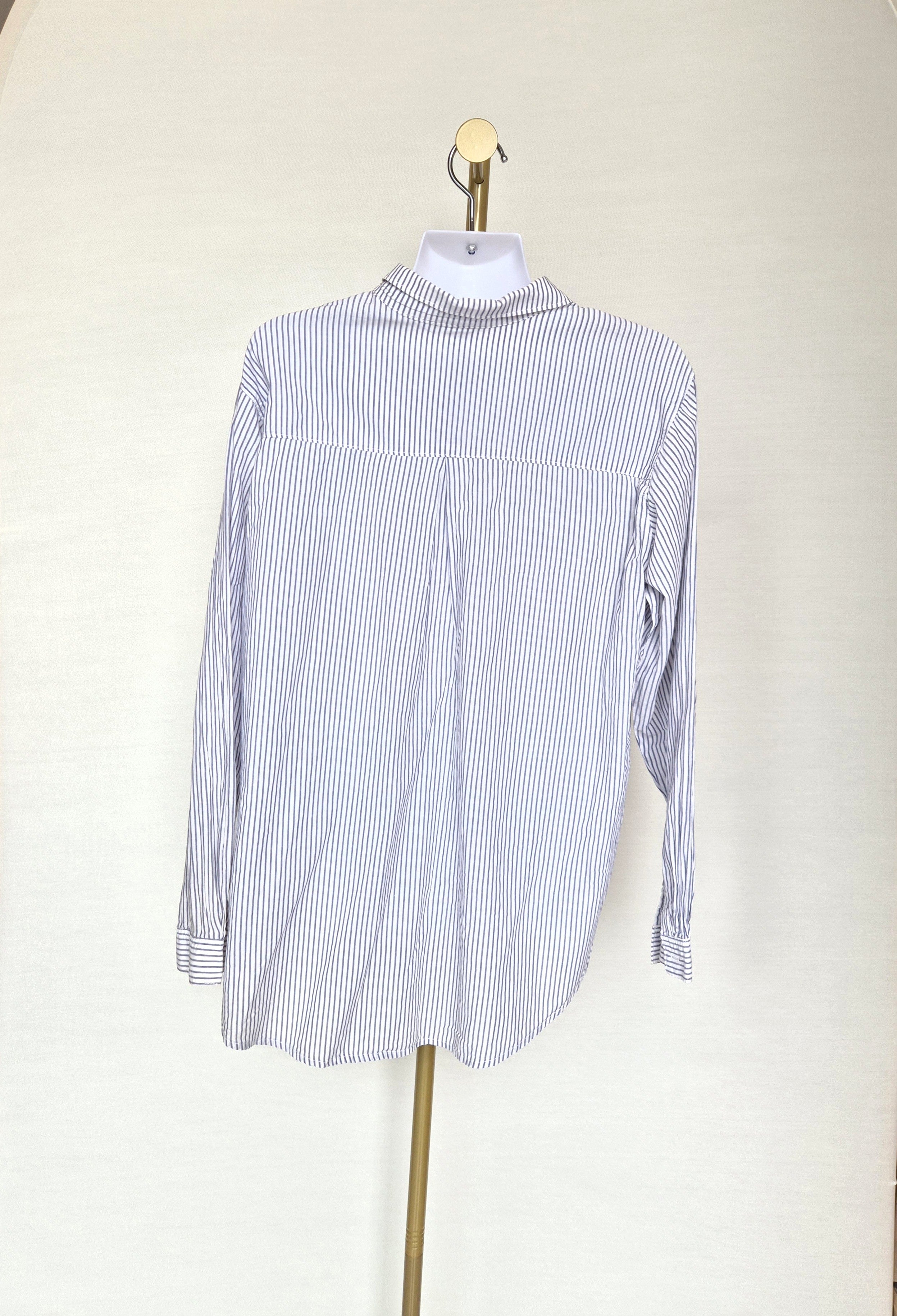 Classic Blue & White Striped Button-Up Shirt Free Size