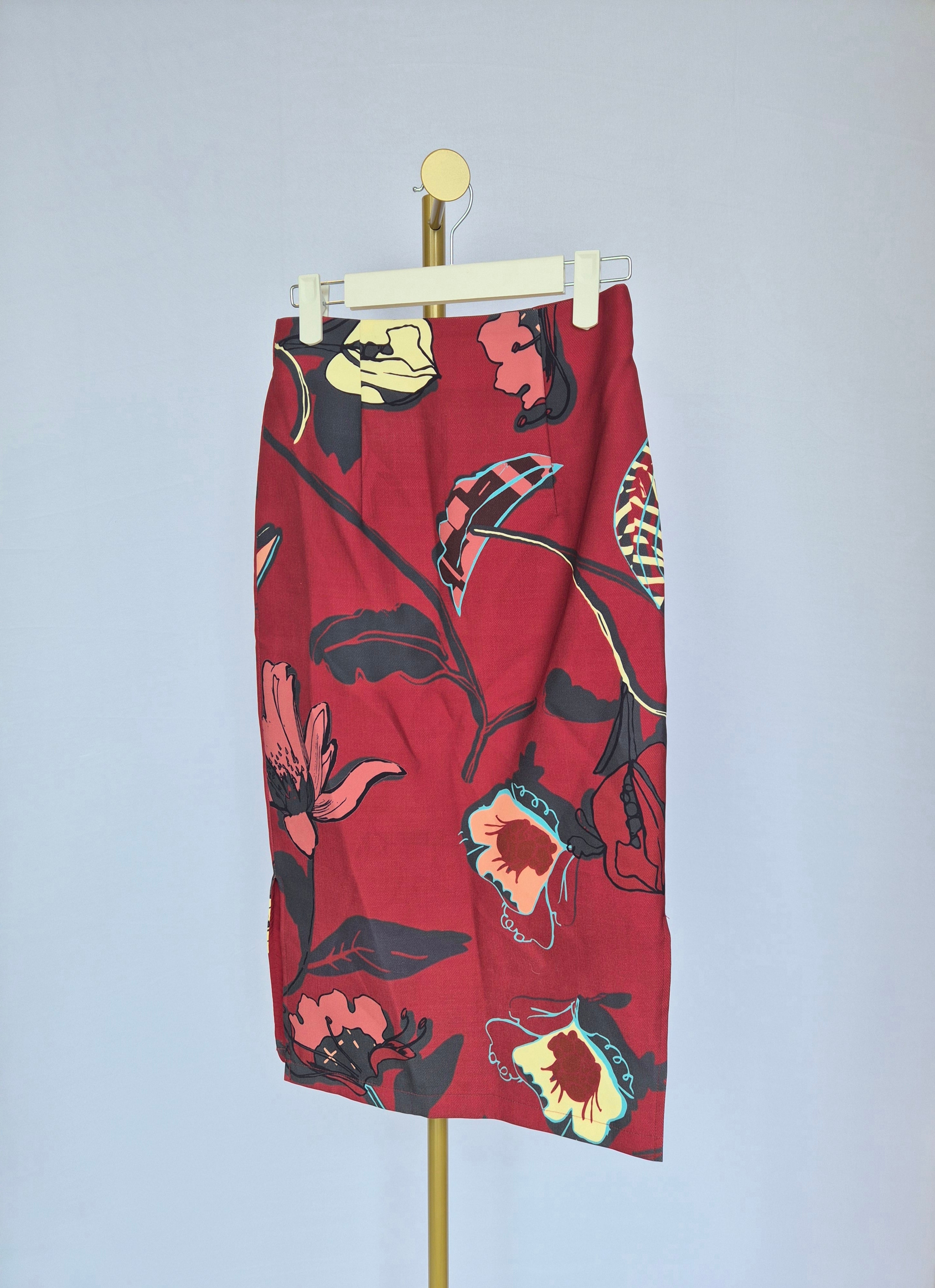 Love, Bonito Studio Floral Pencil Skirt – Size S (UK 8)