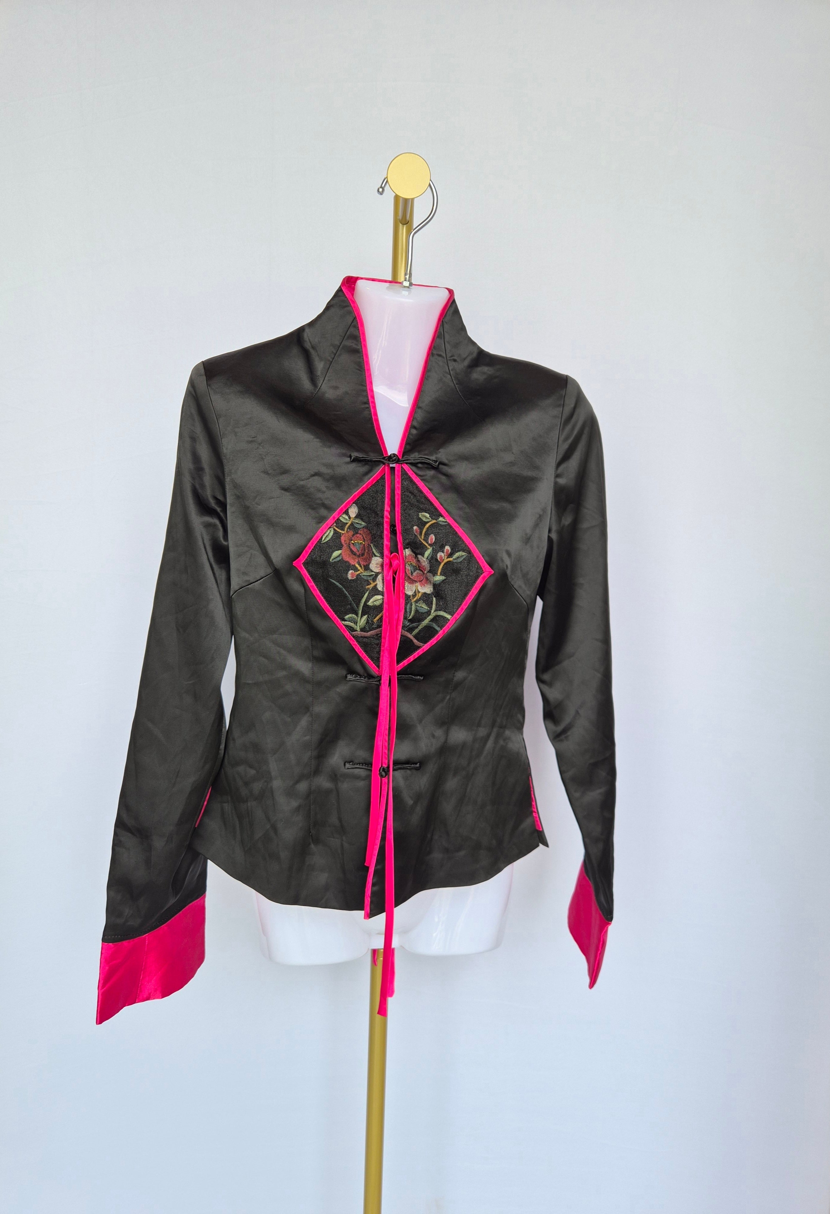 E'tho Embroidered Oriental Jacket – Size M