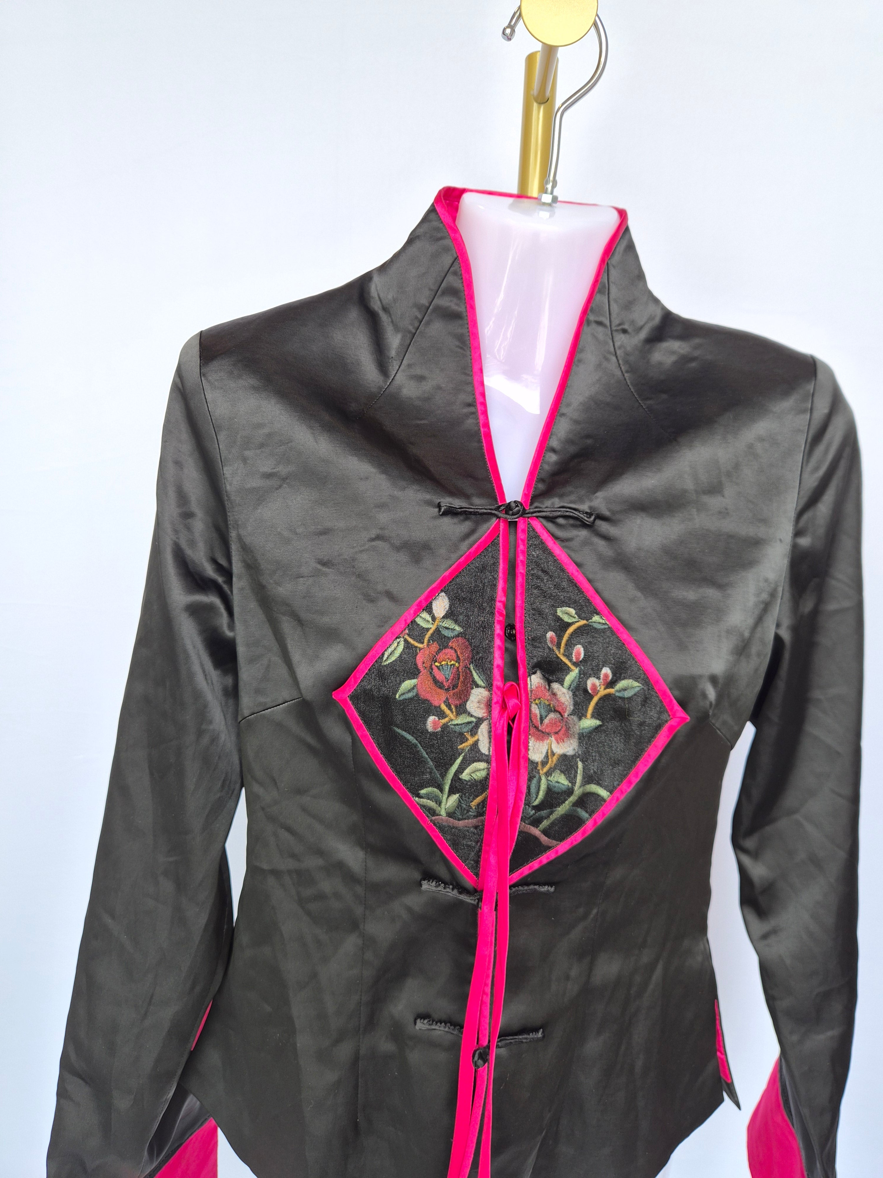 E'tho Embroidered Oriental Jacket – Size M