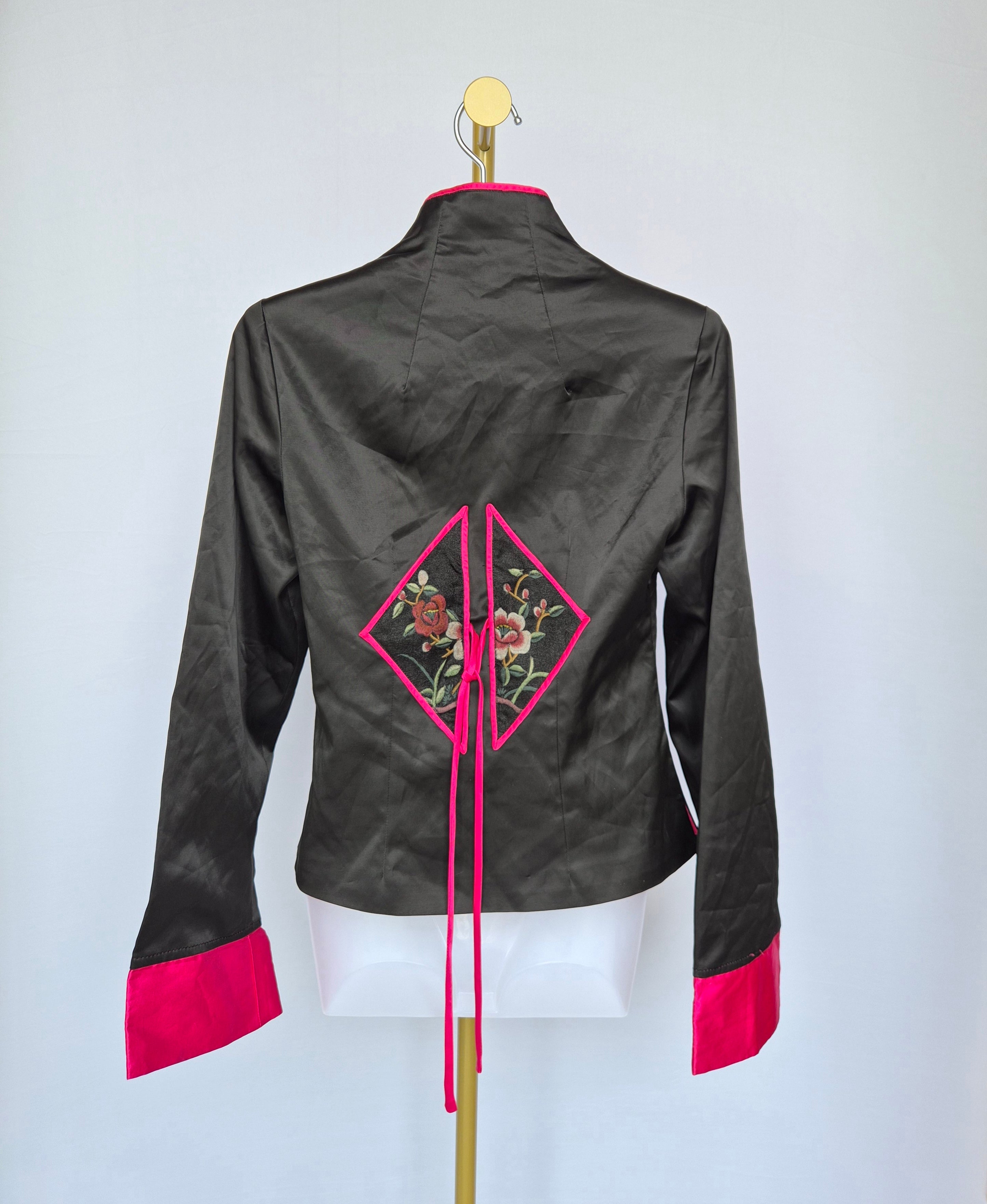 E'tho Embroidered Oriental Jacket – Size M