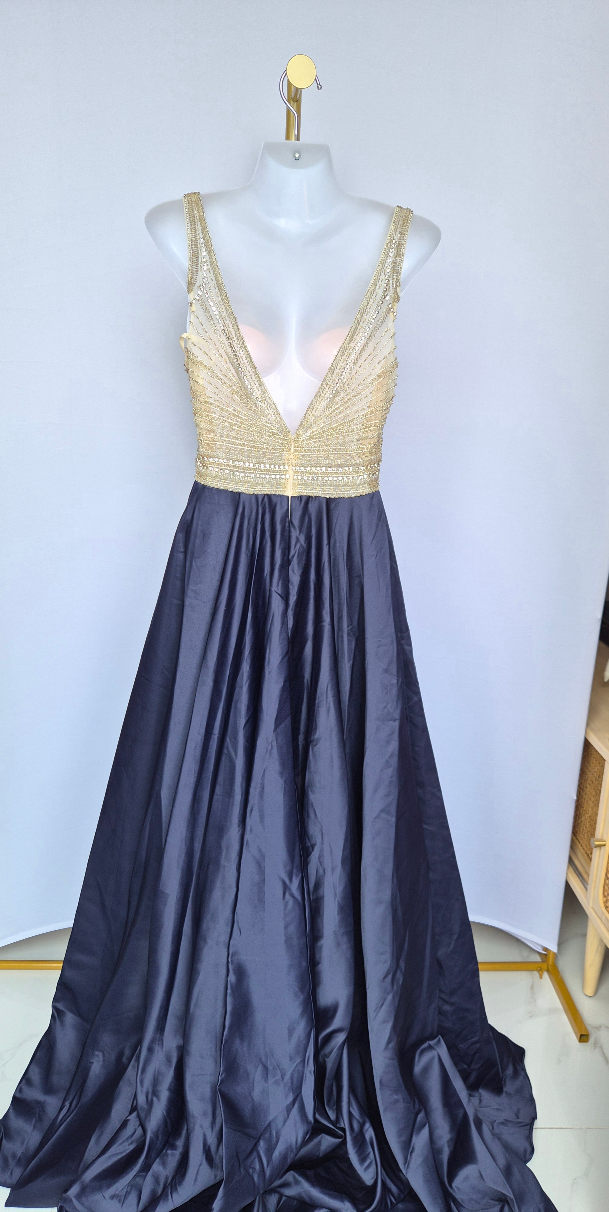 Evening Gown – Size 6