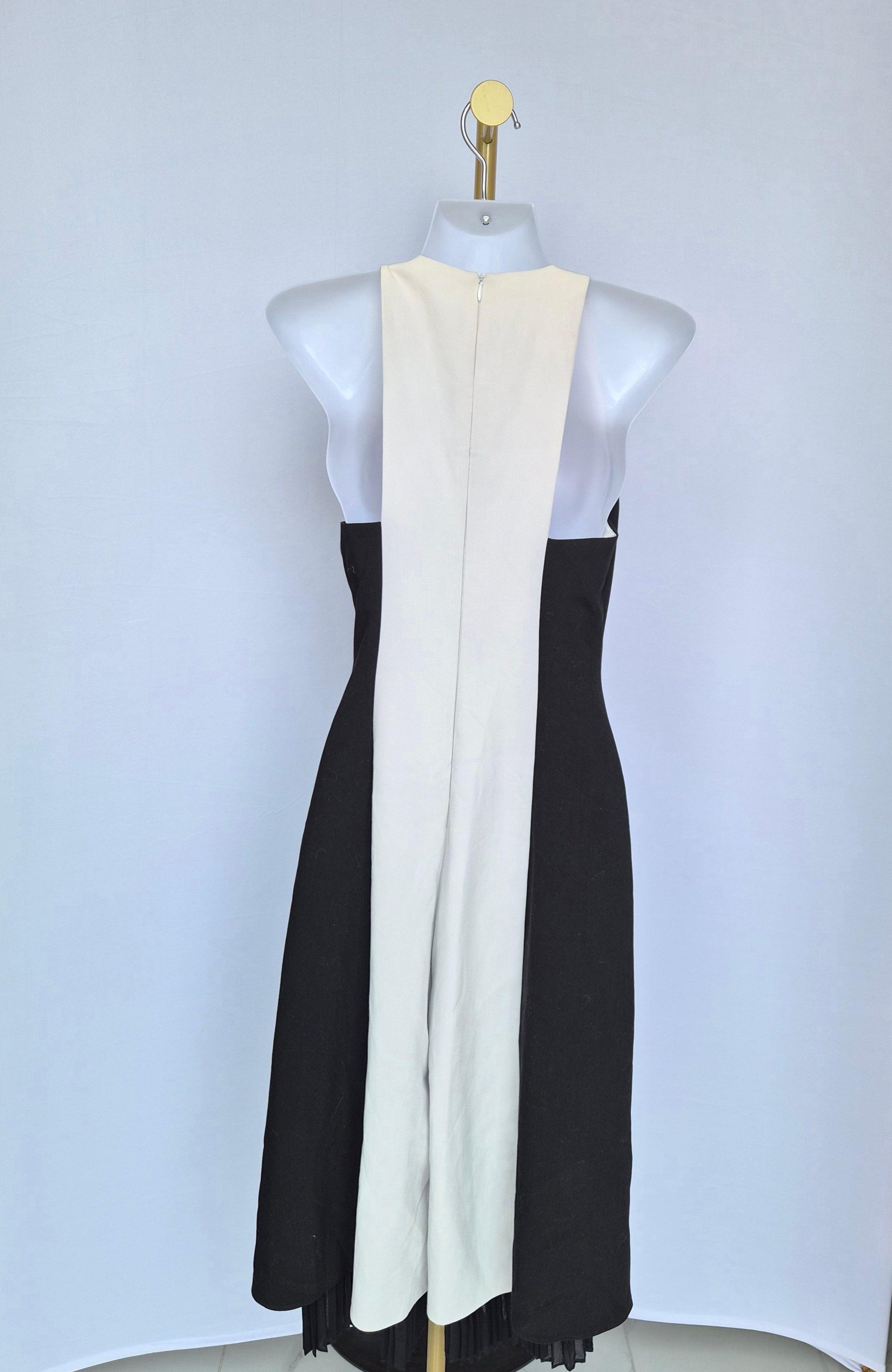 Black & White Colour Block Midi Pant Suit Estimate Size S