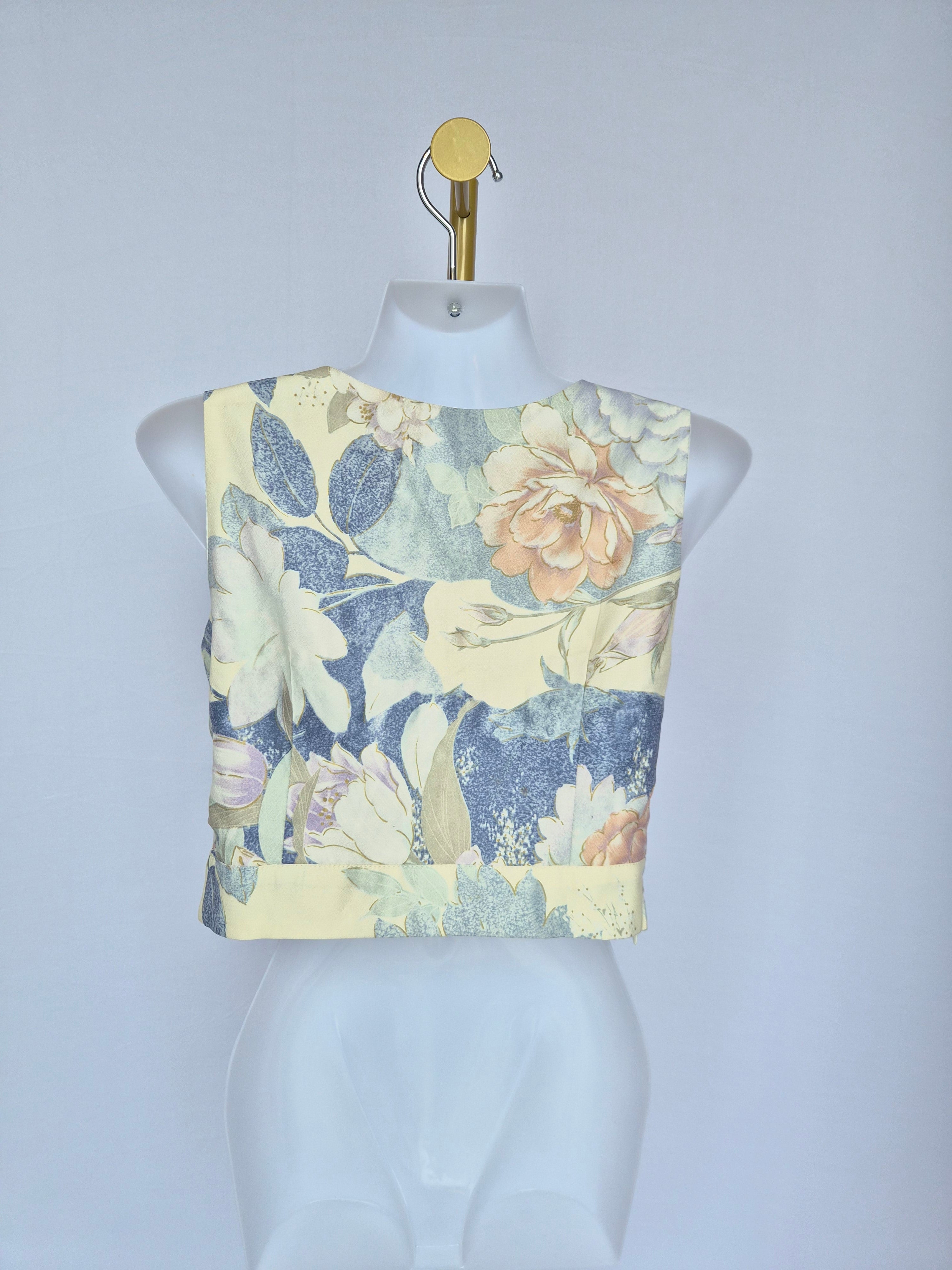 Floral Wrap Crop Top Estimate Size S