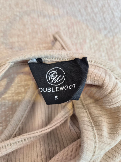Doublewoot Ribbed Triangle Bralette – Nude Beige (Size S)