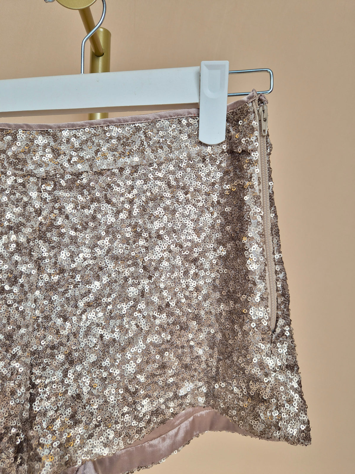 Topshop Rose Gold Sequin High-Waisted Shorts – Size S