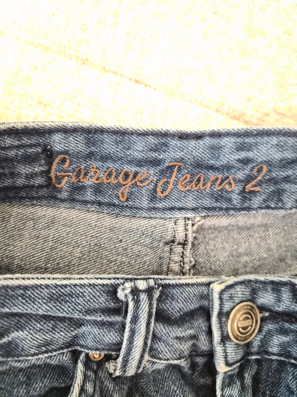 Garage Jeans Dark Wash High-Waisted Denim Shorts – Size 2