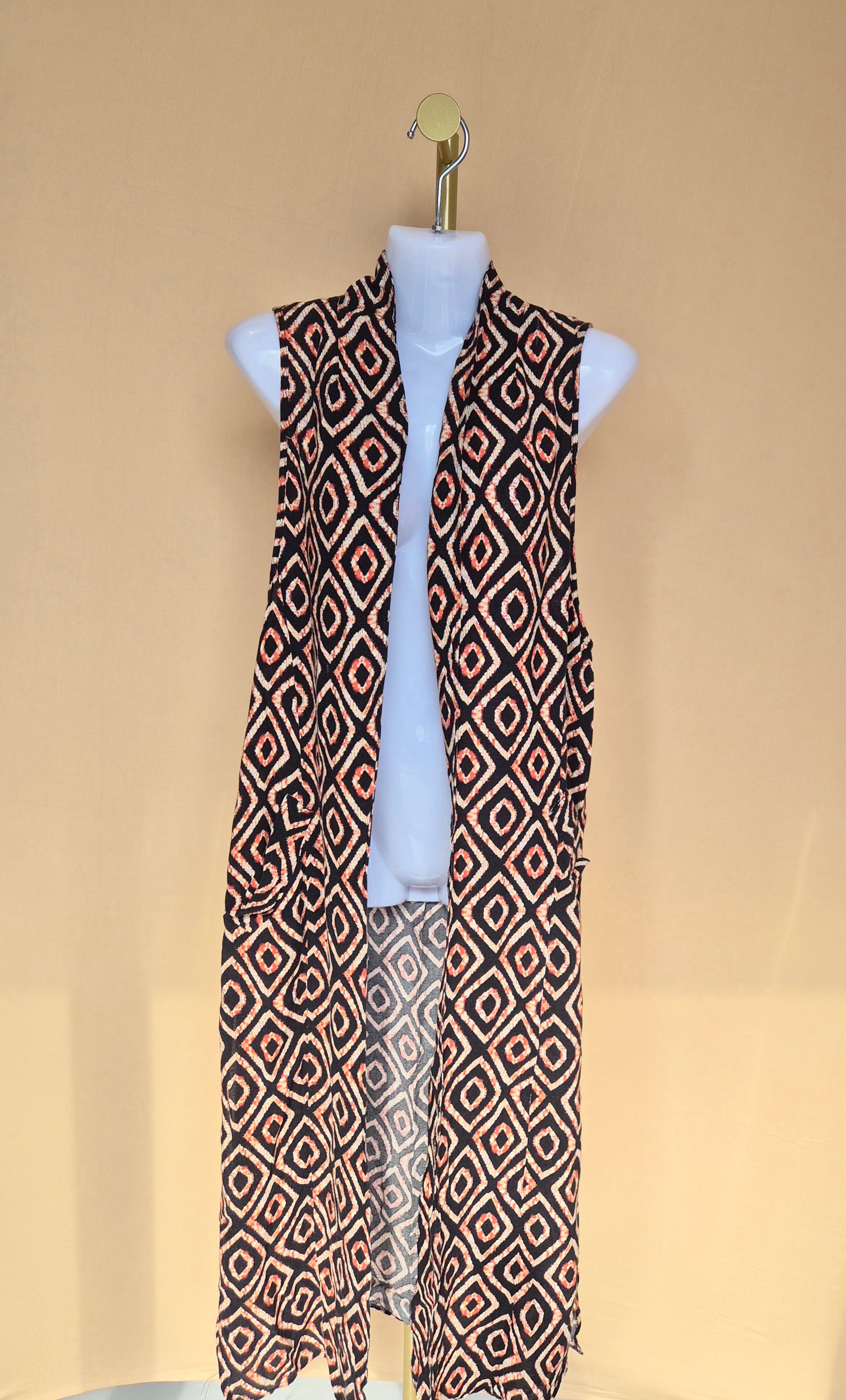 Among the Stars Geometric Print Longline Vest – Size XS
