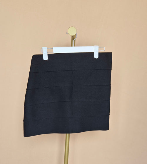 Pleione Black Tiered Mini Skirt – Size S