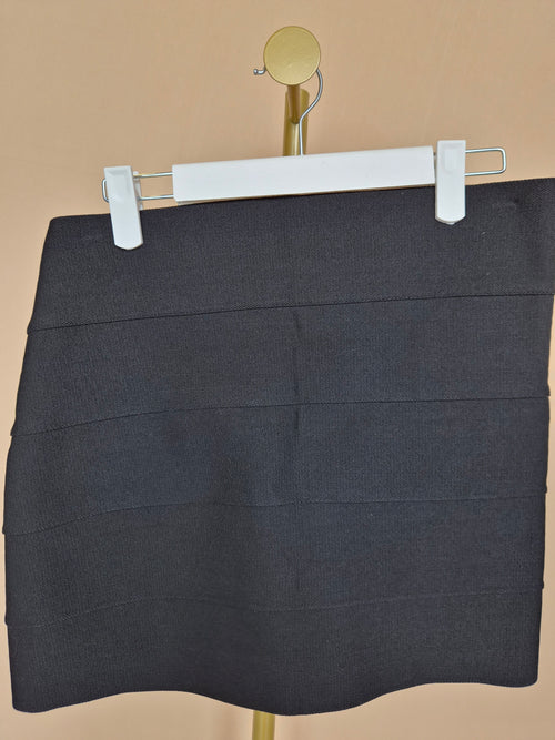 Pleione Black Tiered Mini Skirt – Size S
