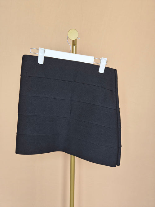 Pleione Black Tiered Mini Skirt – Size S
