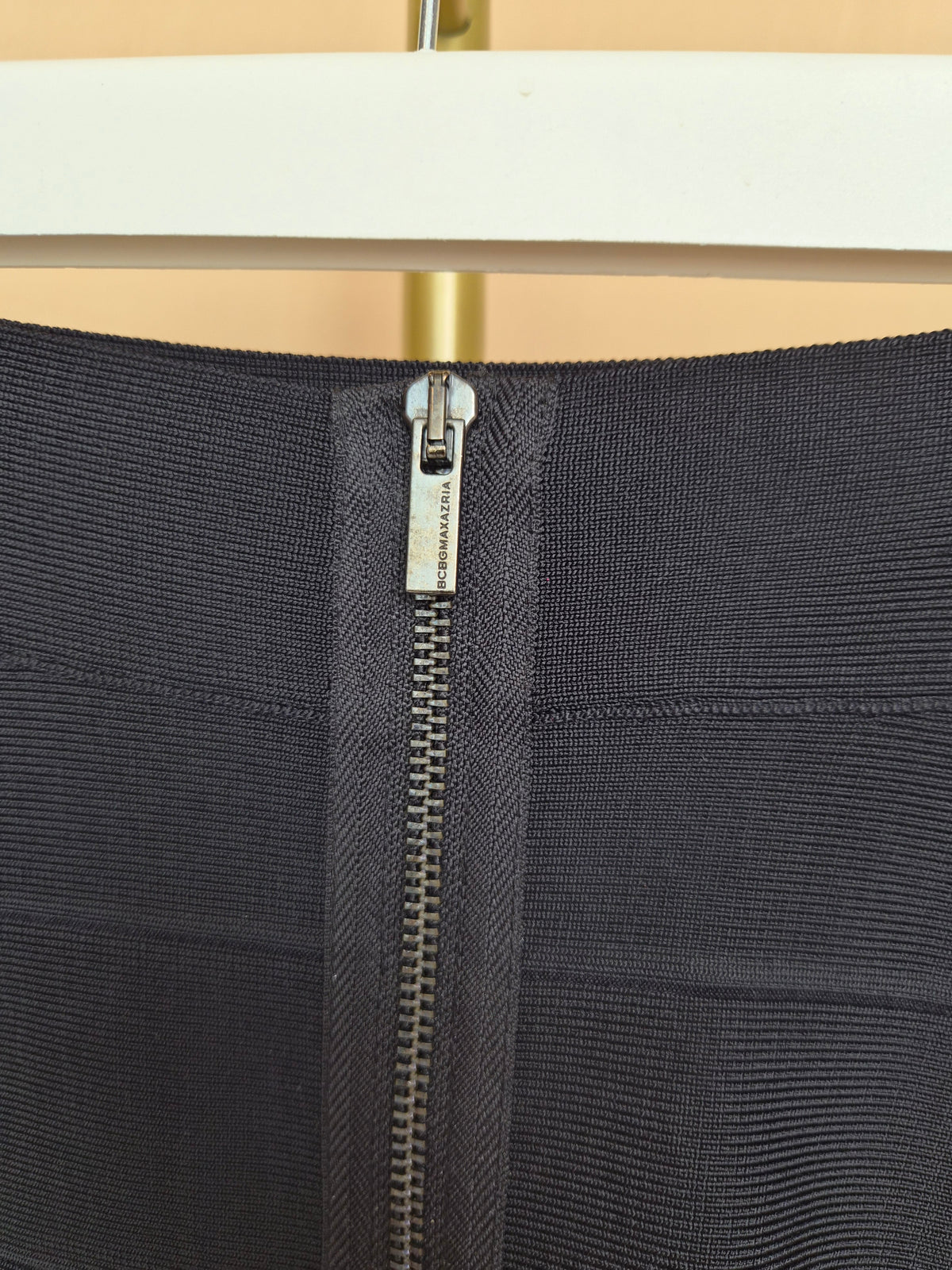 BCBGMAXAZRIA Black Bandage Pencil Skirt – Size XS