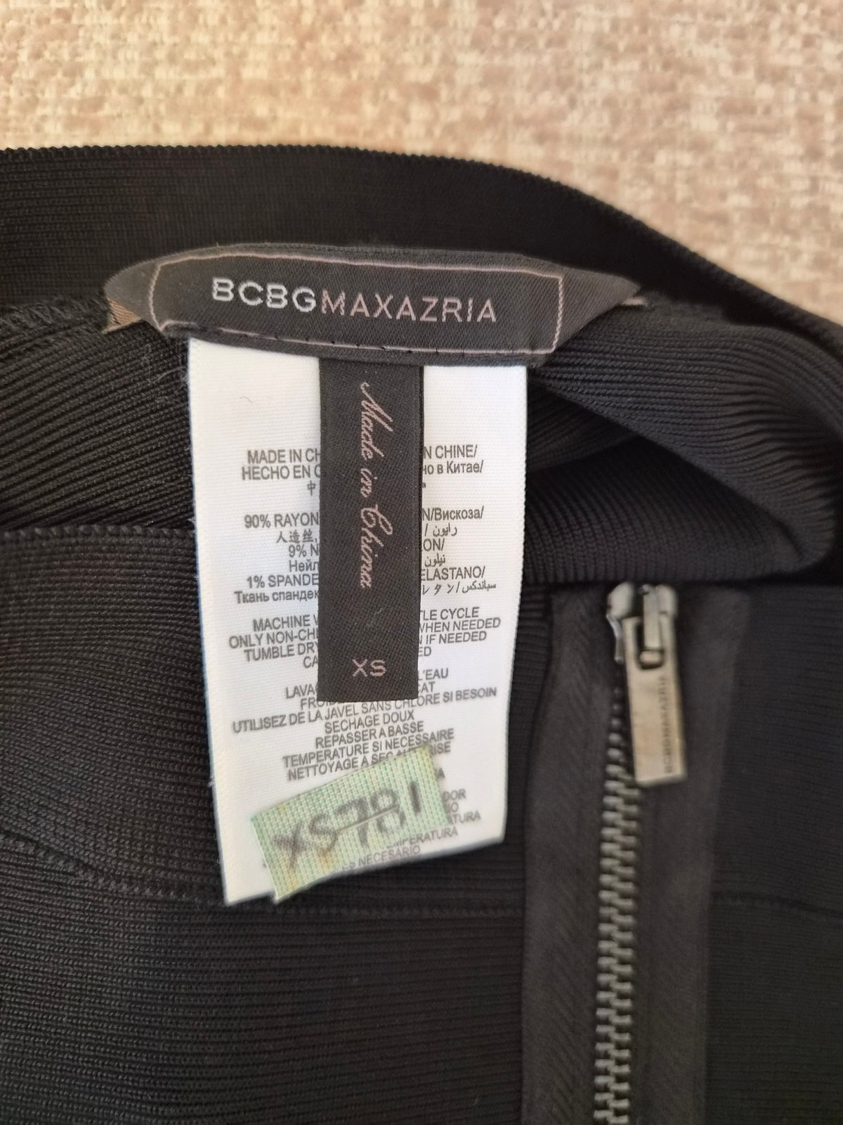 BCBGMAXAZRIA Black Bandage Pencil Skirt – Size XS