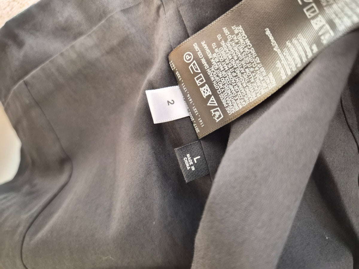 Uniqlo : C Black Linen-Blend Tailored Vest – Size L