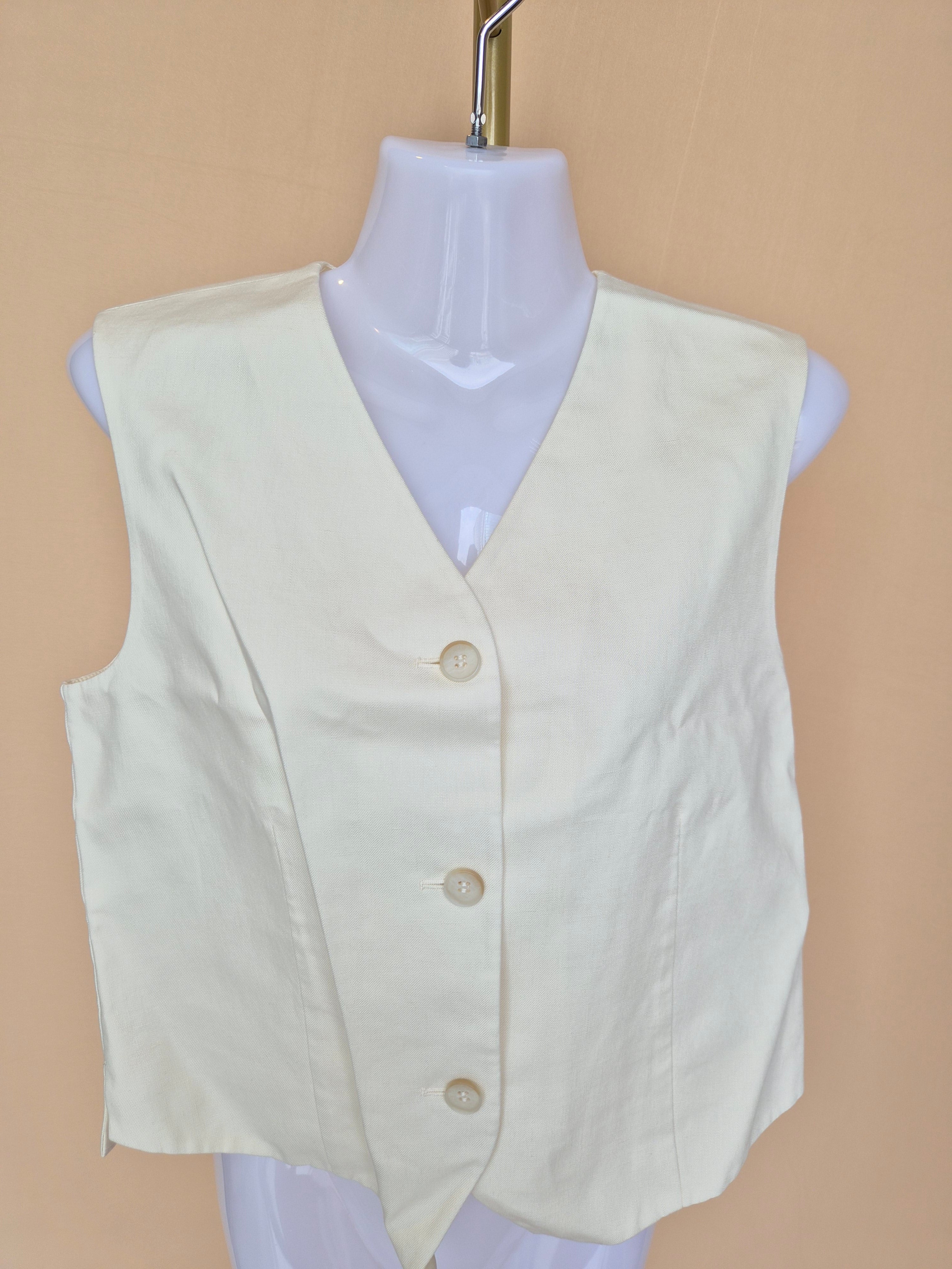 Uniqlo : C Cream Linen-Blend Tailored Vest – Size L