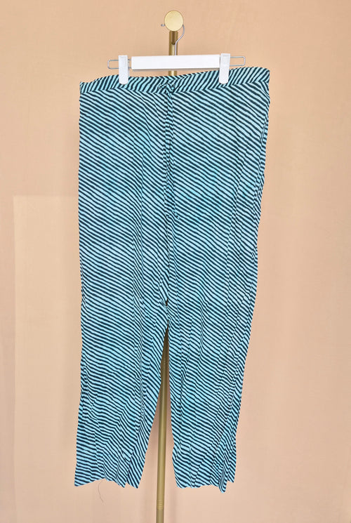 Teal & White Striped Relaxed Pants – Size XL / 42