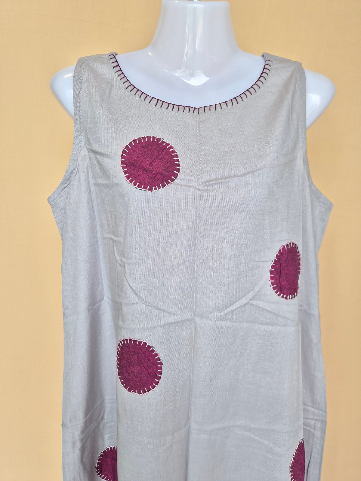 Beige & Burgundy Appliqué Sleeveless Midi Dress