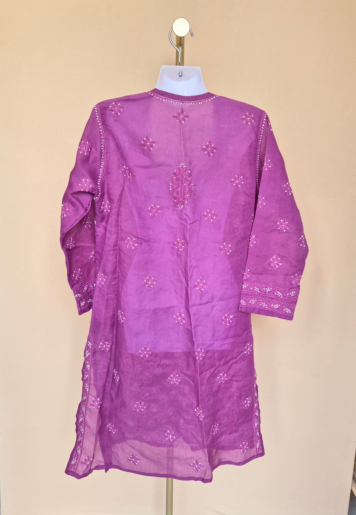 Purple Embroidered Long-Sleeve Kurta (Estimate Size M/L)