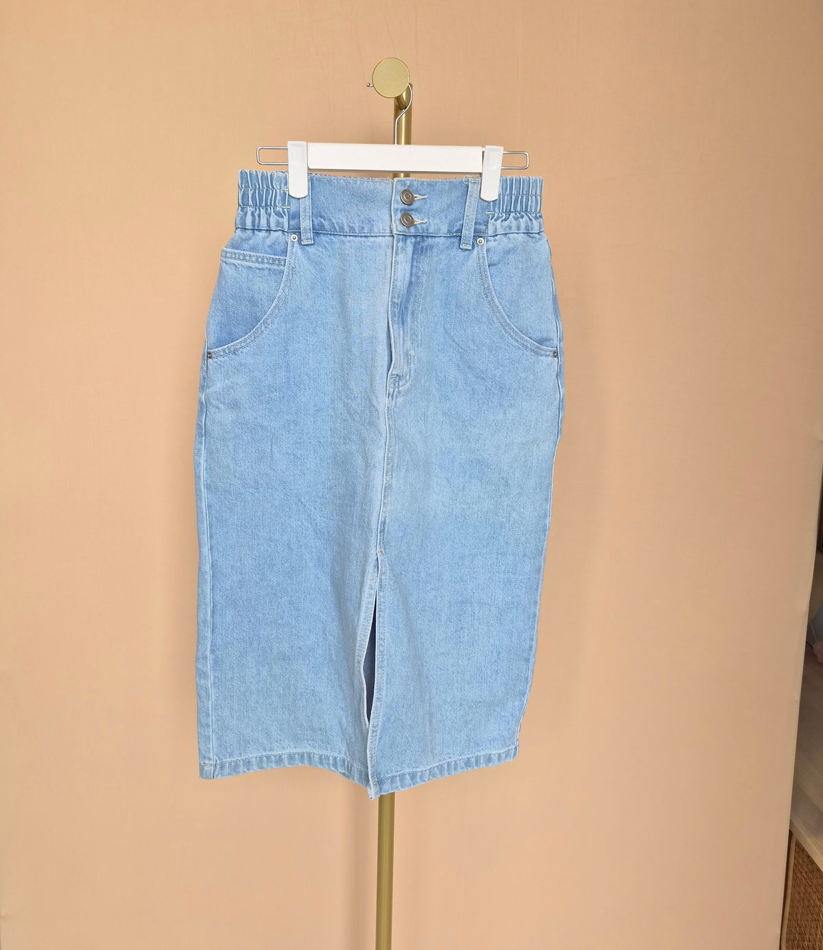 PDI Light-Wash Denim Midi Skirt – Size M
