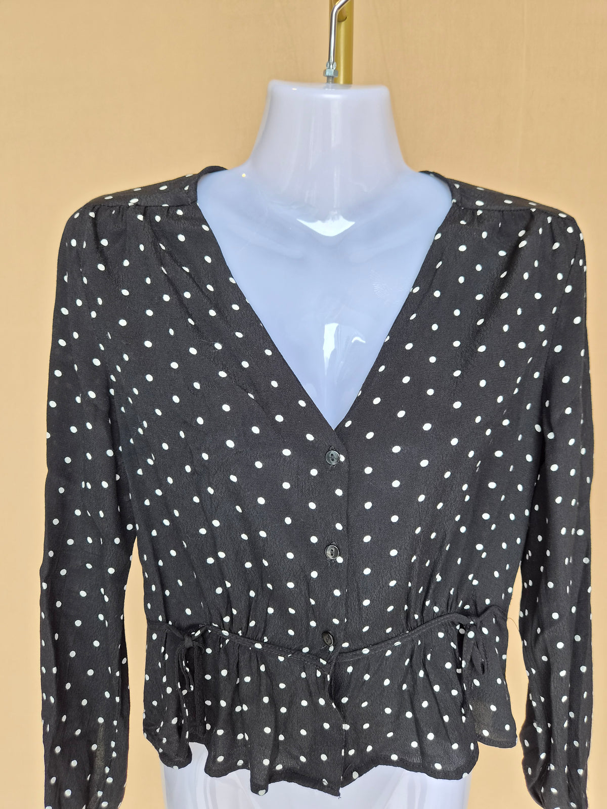 H&M Black and White Polka-Dot Peplum Blouse – Petite XS / UK 4P