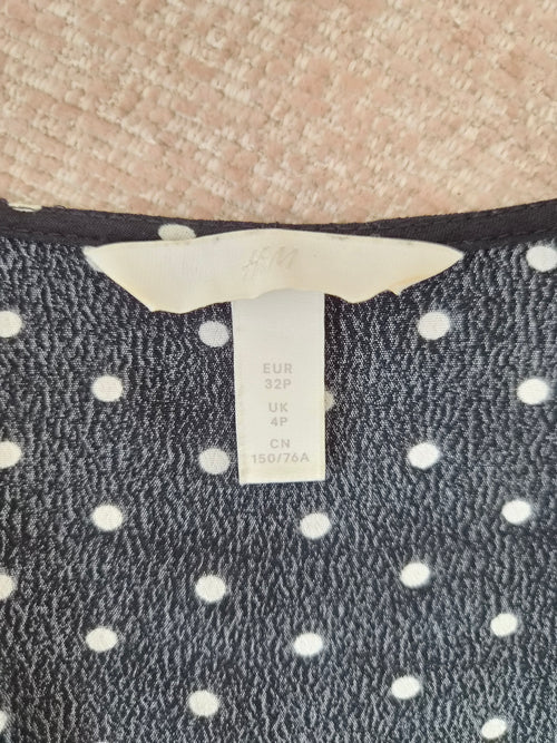 H&M Black and White Polka-Dot Peplum Blouse – Petite XS / UK 4P