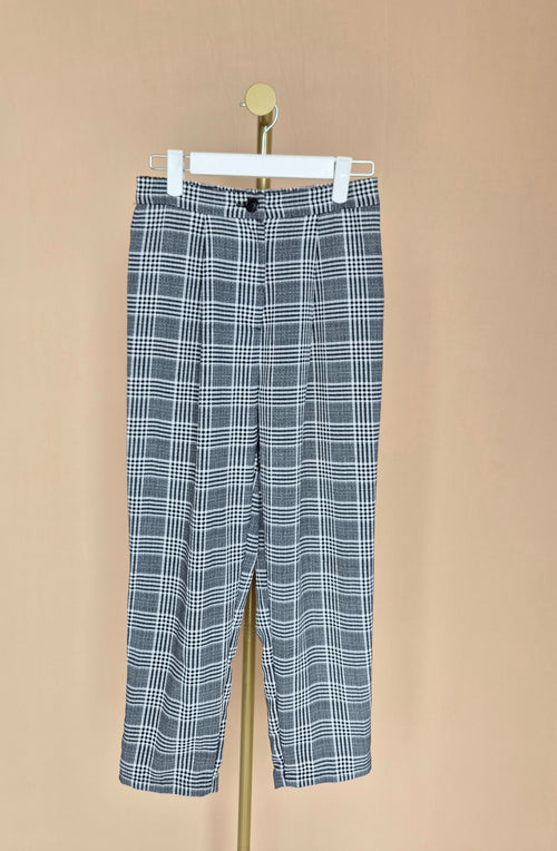 H&M Divided Check Trousers – Size XS Petite (UK 4P)