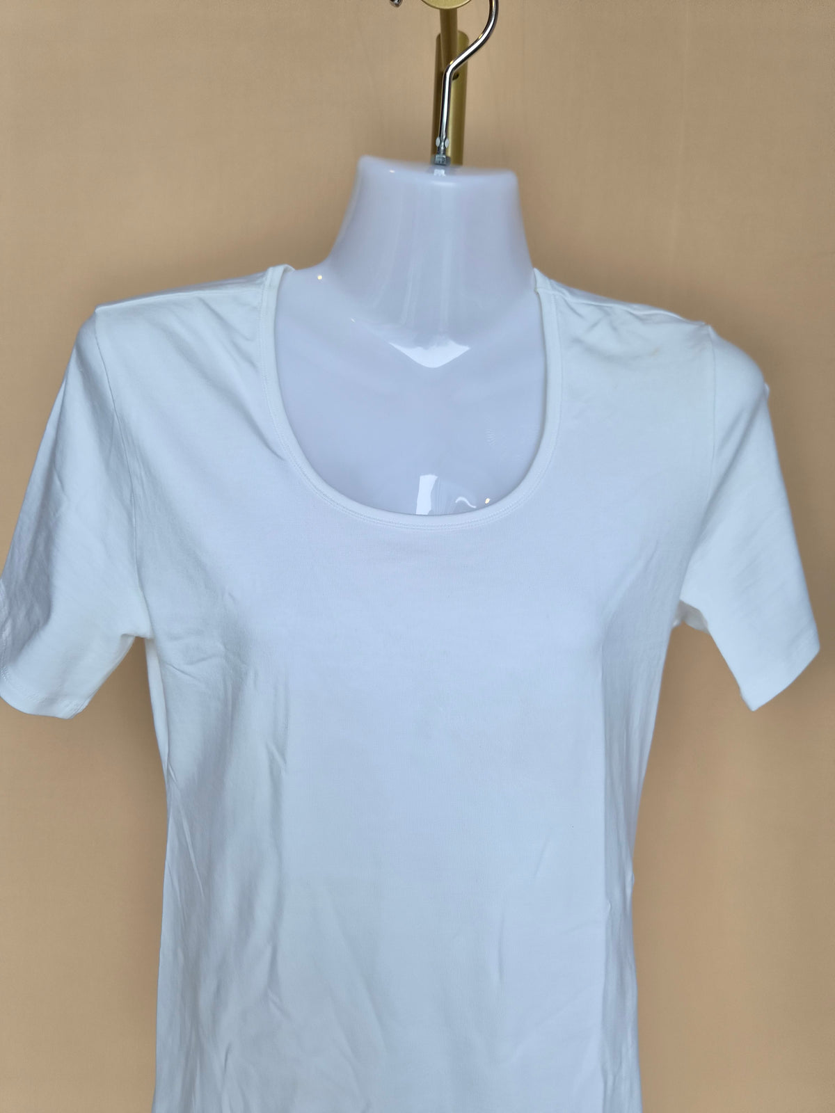 Falke White Scoop-Neck T-Shirt Size S