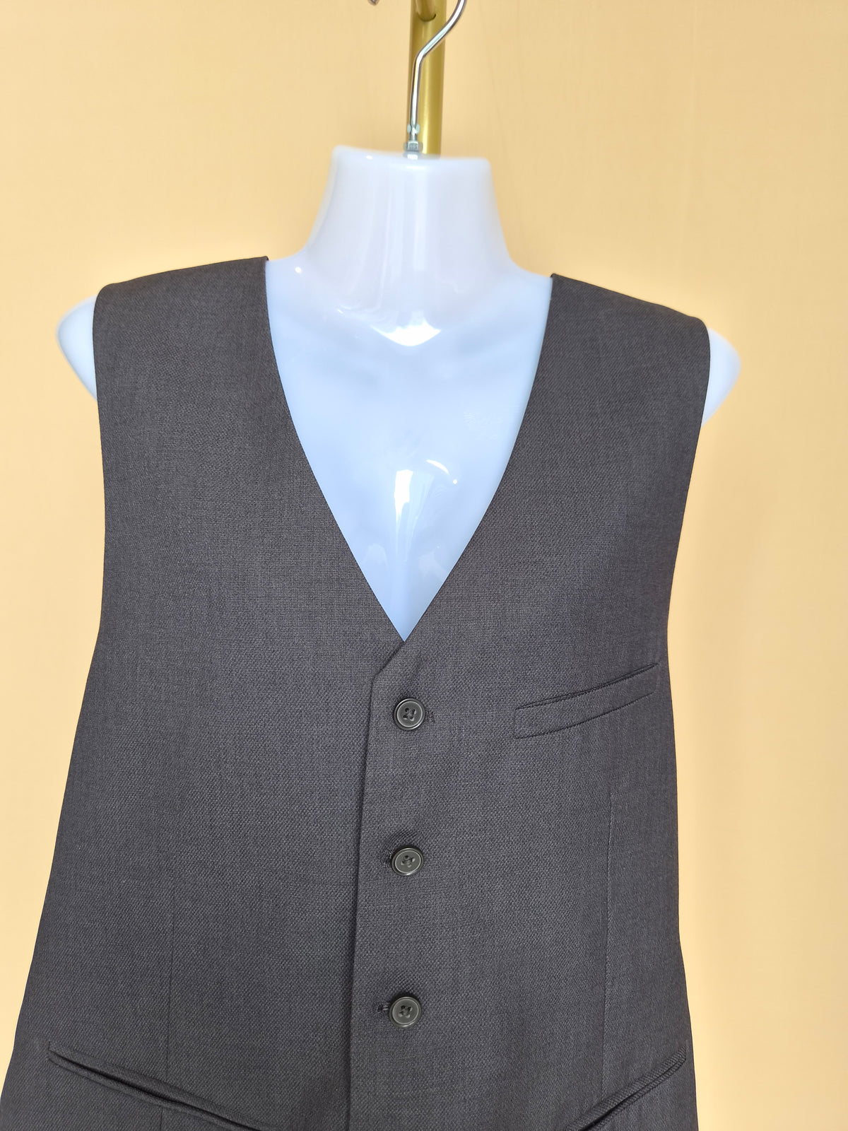 H&M Men’s Dark Charcoal Tailored Waistcoat – Size XXL