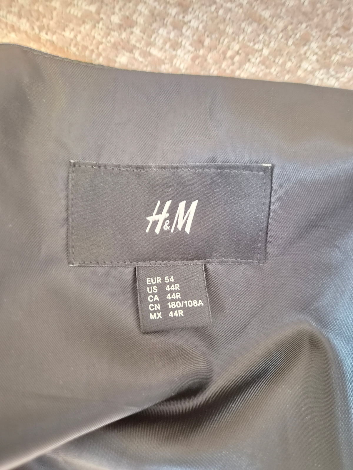 H&M Men’s Dark Charcoal Tailored Waistcoat – Size XXL