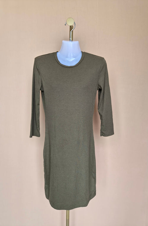 Lefties Olive Ribbed Bodycon Dress – Size M