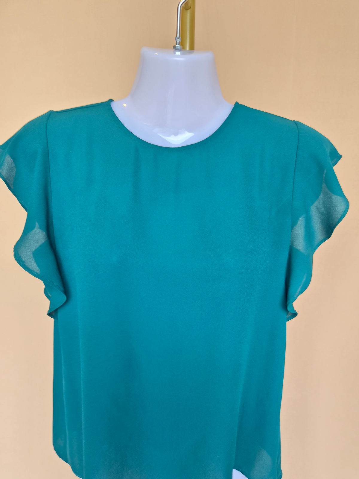 Ann Taylor Factory Petite Teal Flutter Sleeve Blouse – XS Petite