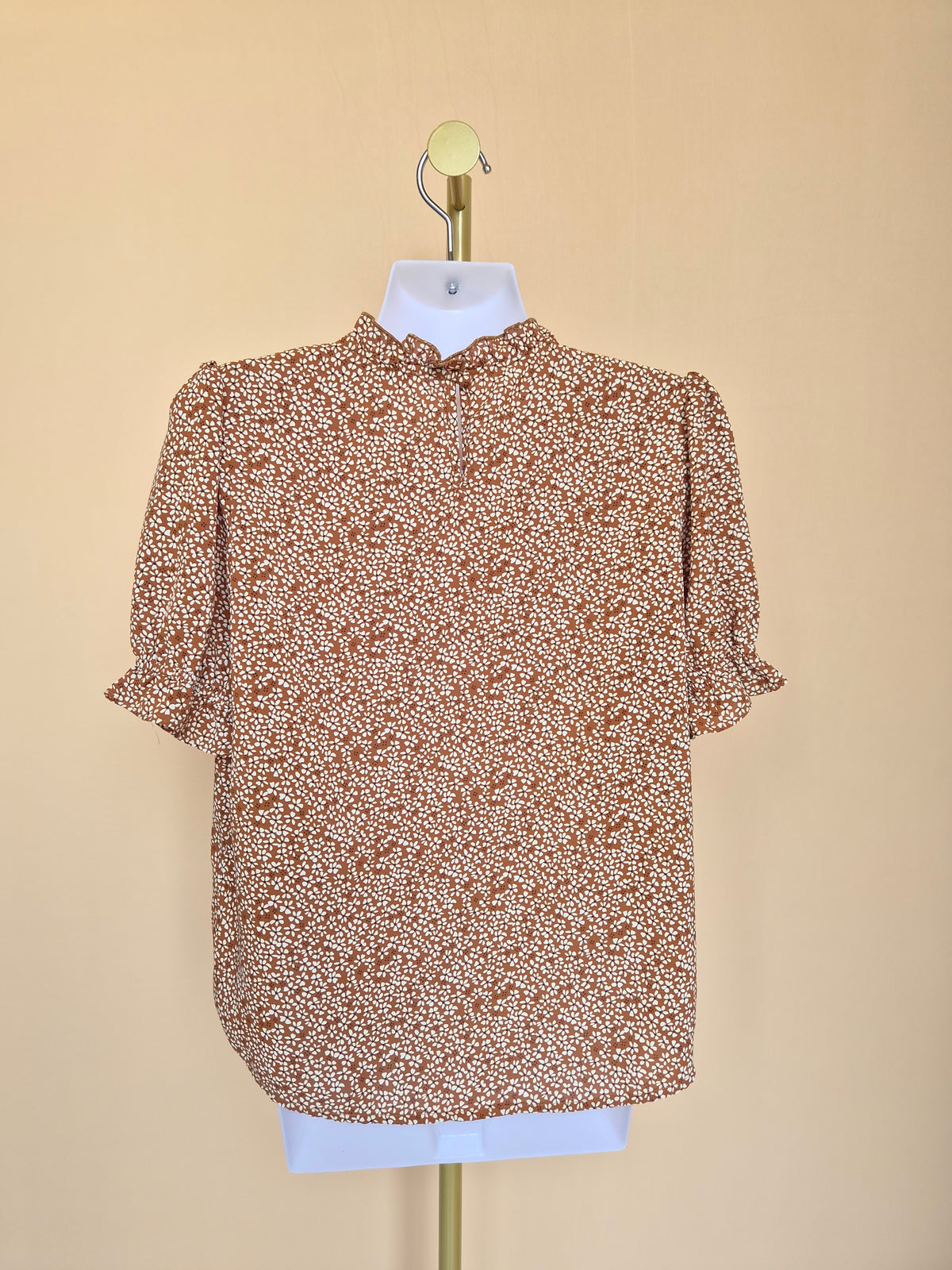 Fun2Fun Brown Floral Ruffle Blouse – Size S