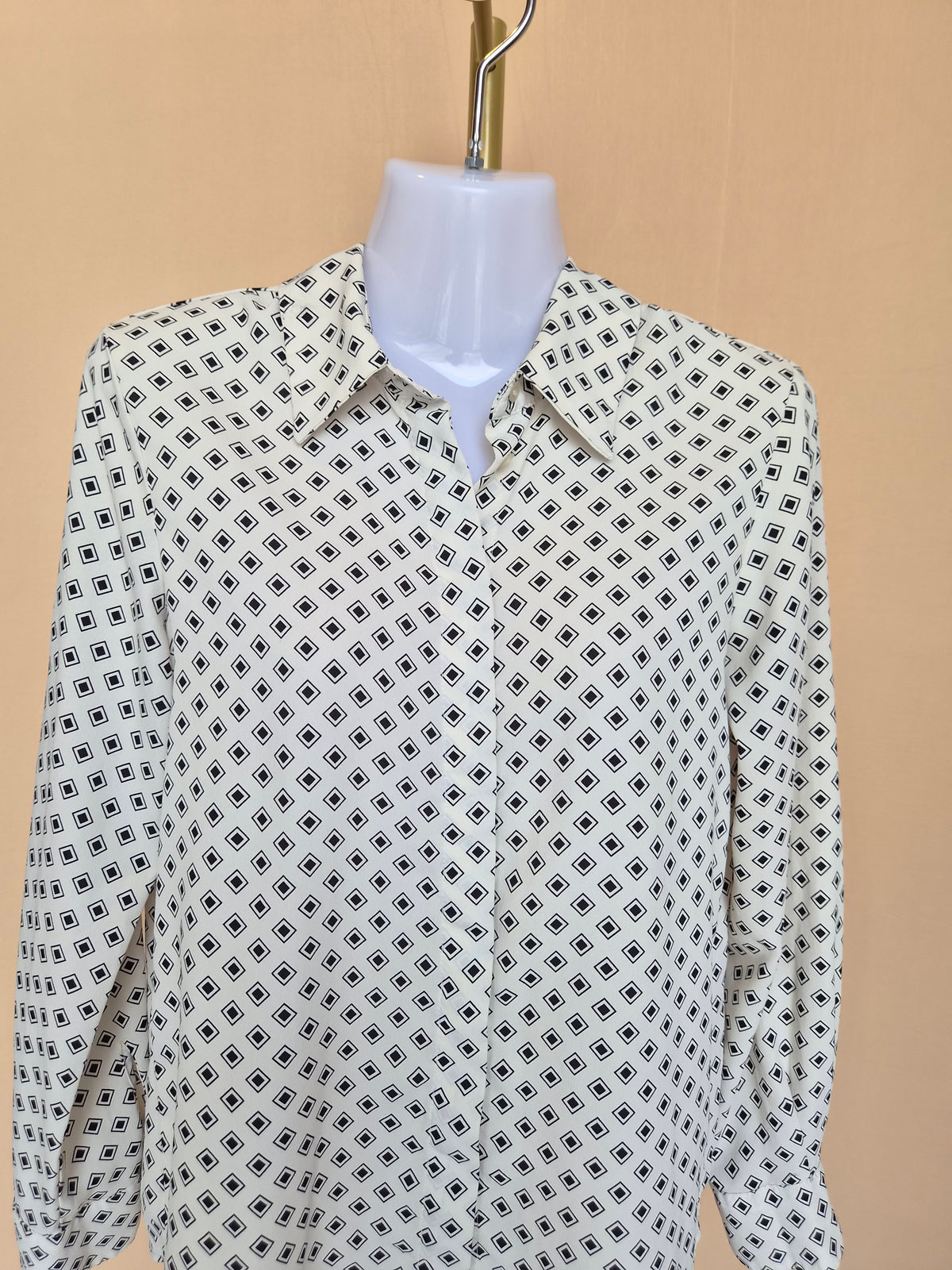 MNG Geometric Print Long-Sleeve Blouse – Size XS