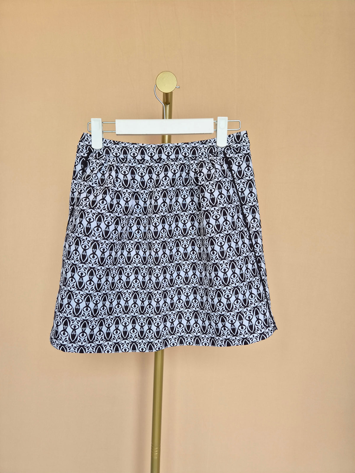 OVI Black & White Geometric Print Mini Skirt – Size S