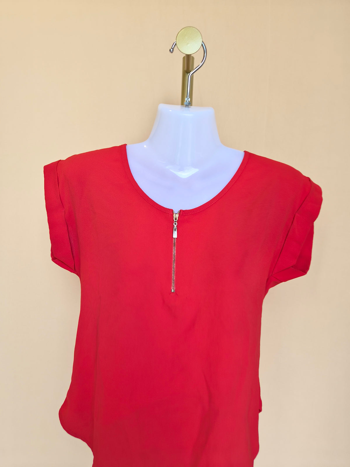 Red Zip-Front Short Sleeve Blouse – Size S