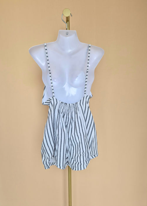 Alive Black & White Striped Button-Front Playsuit – Size 8 (S)