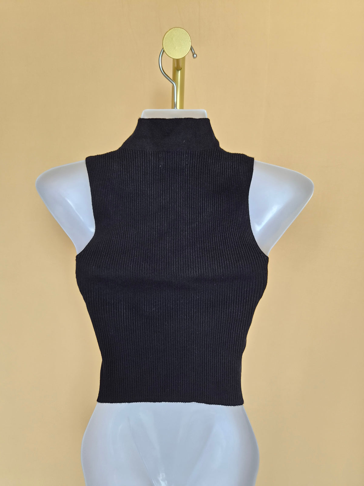MNG Black Ribbed High-Neck Crop Top – Size S