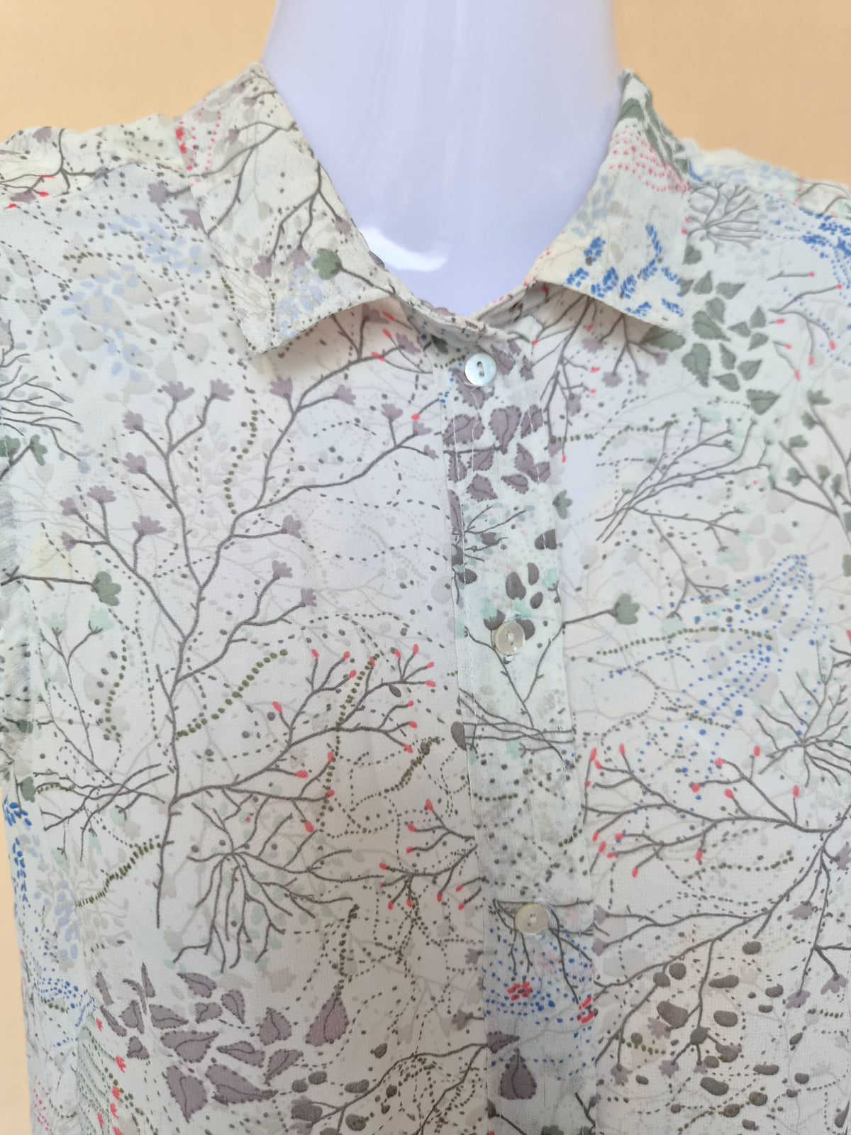 H&M Botanical Print Sleeveless Blouse – Size XS
