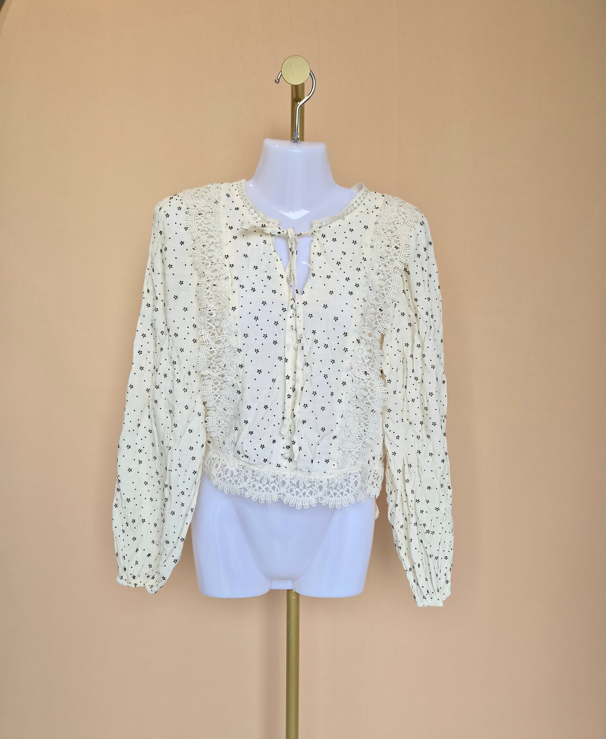 MINE Cream Lace-Trim Printed Blouse – Size S