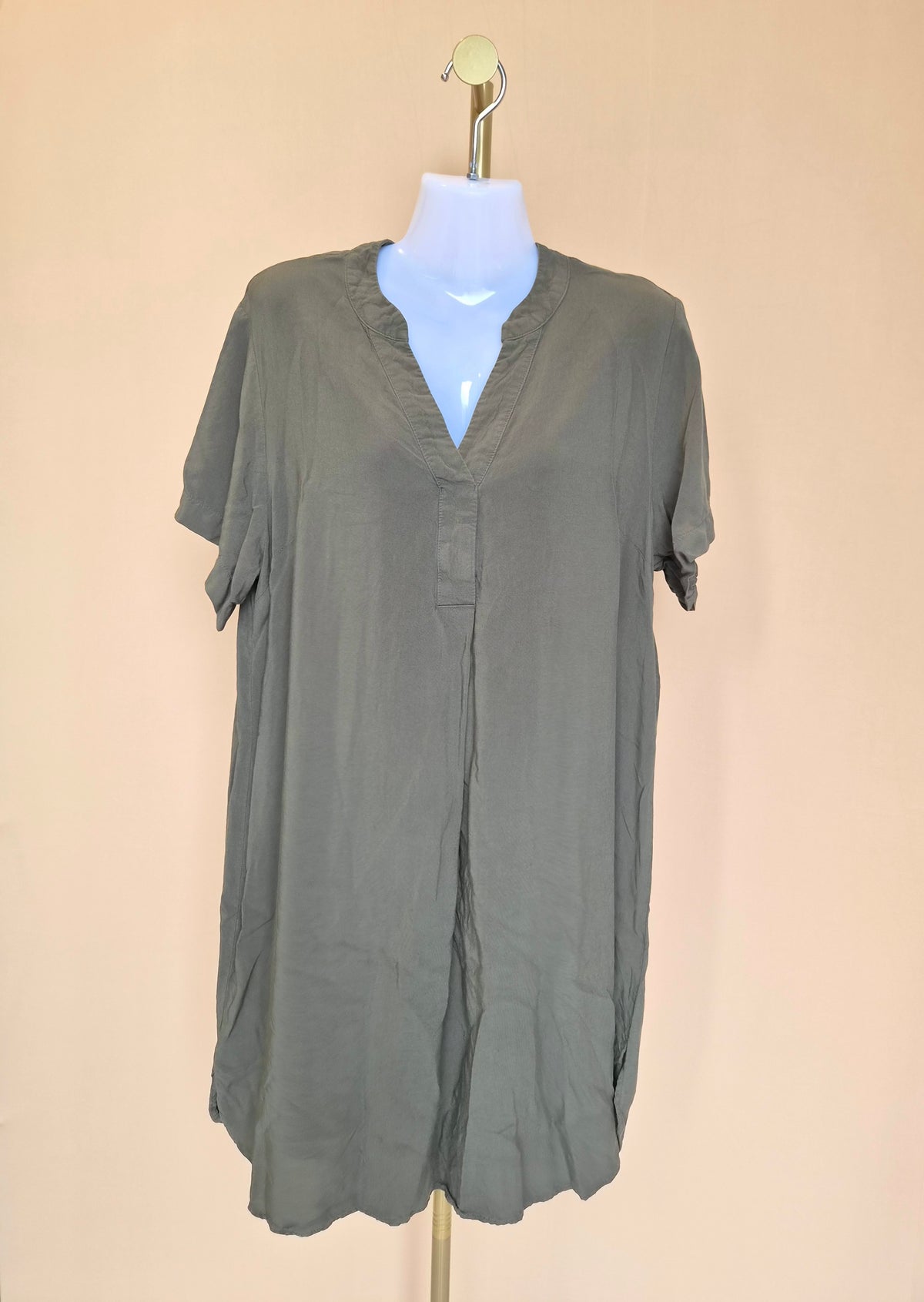 H&M Olive Green Relaxed Shirt Dress – Size S