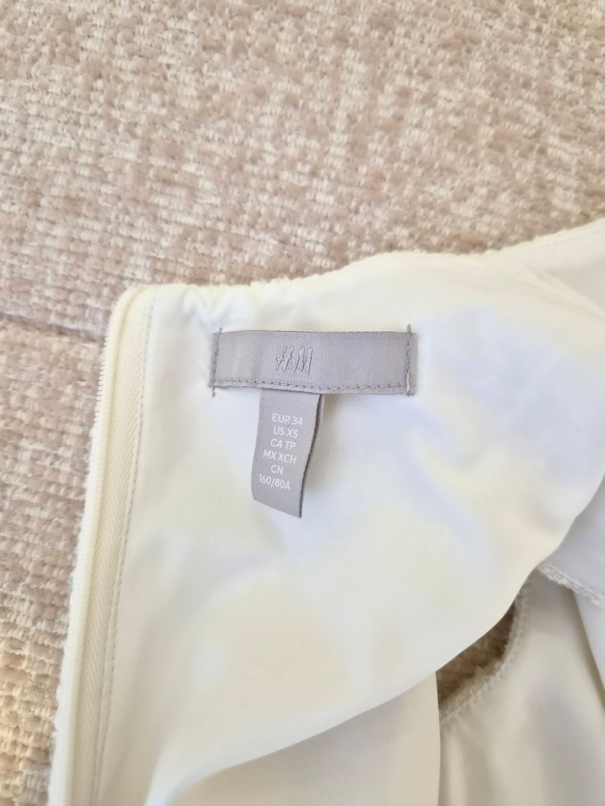 H&M Ivory Textured Sleeveless Dress – Size XS (EUR 34)